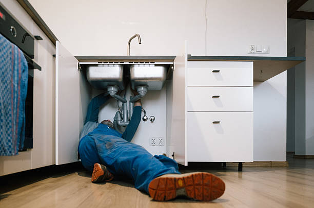Professional Drain Cleaning technician working in Reardan, WA
